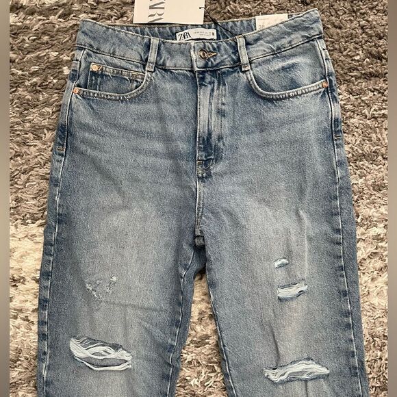 NWT Zara High Rise Straight Leg Jeans - Picture 3 of 12